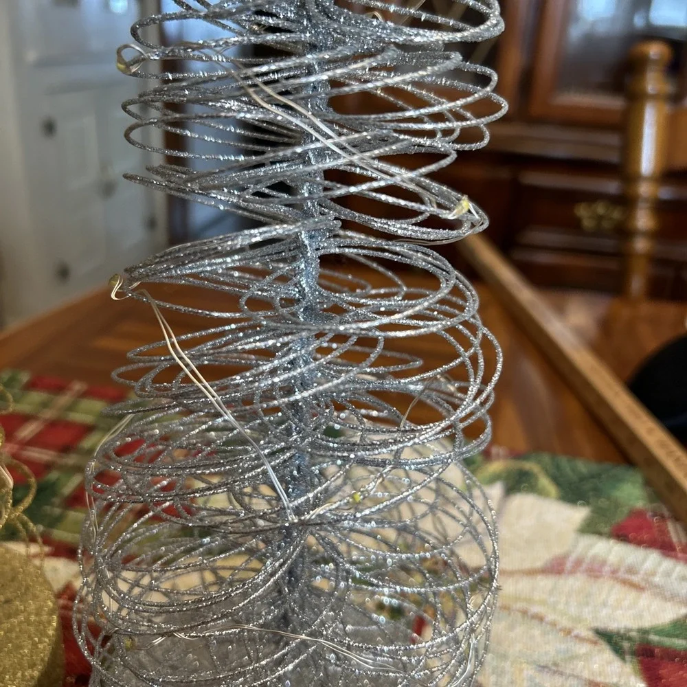 Lot 2 Silver & Gold Lighted Glitter Trees Holiday Winter Timer Battery‎
